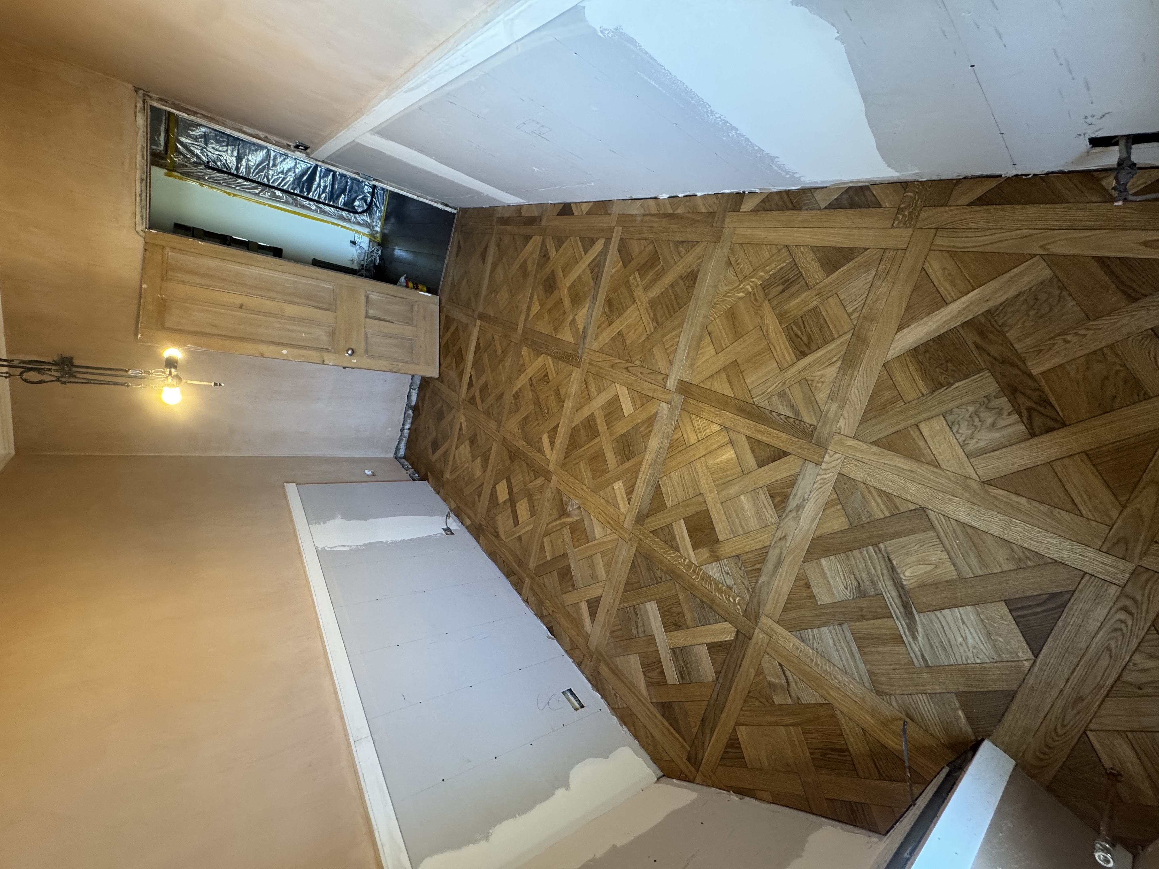 Parquet basket-weave wood flooring